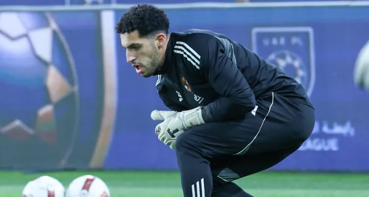 الأهلي يحسم مصير مصطفى شوبير بعد استفسارات خليجية