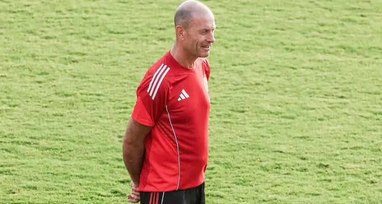 ييس توروب: الأهلي يعيش على البطولات.. والخطيب أسطورة مصرية منحني ثقته الكاملة