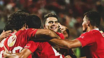 في الركبة.. إصابة هجومية جديدة تضرب الأهلي قبل مباراة شبيبة القبائل