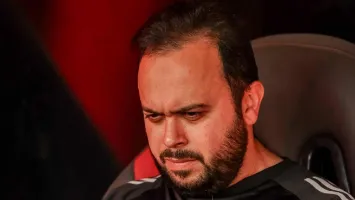 سبب رحيل أيمن محمد محلل الأداء عن جهاز توروب في الأهلي