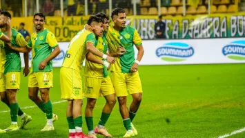 بالنيران الصديقة.. ياسر إبراهيم يسجل هدف شبيبة القبائل الأول أمام الأهلي