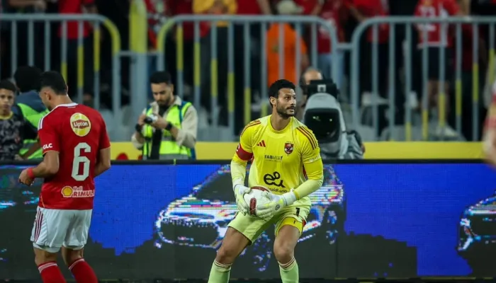 حسم موقف محمد الشناوي من مباراة الأهلي والجيش الملكي