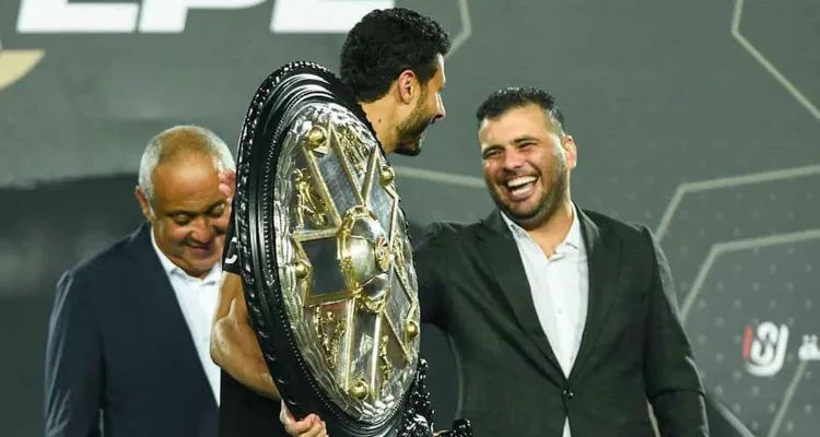 ليس للتعاقدات فقط.. عماد متعب يقترب من عودة إلى الأهلي