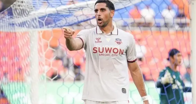 بشرى في مفاوضات الأهلي مع لاعب سوون الكوري بابلو صباغ