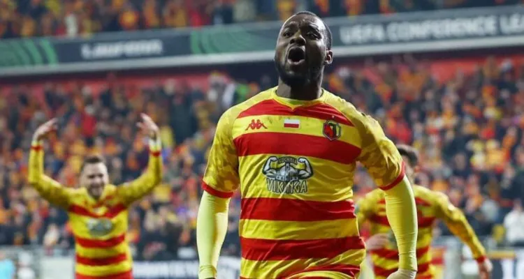 بالفيديو | أفيميكو بولولو… المهاجم الذي عاد من الظل وأصبح ضمن حسابات الأهلي