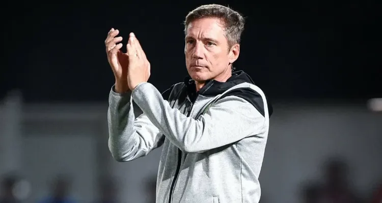 كعادتهم قبل الهزيمة.. مدرب الجيش الملكي يعلن التحدي: سنفاجئ الأهلي