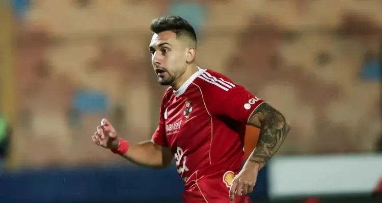 قرار مفاجئ من الأهلي بشأن جراديشار