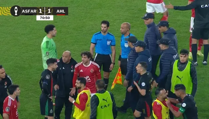 "موندو ديبورتيفو" الكتالونية: ما فعله لاعب الجيش الملكي أمام الأهلي "عار كامل"