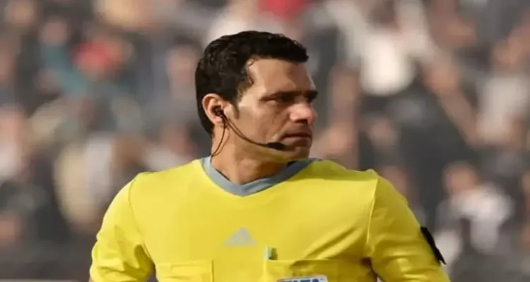 محمود البنا يوضح حقيقة استبعاده بسبب مباراة الأهلي وسيراميكا.. ويرد على صورته بالقميص الأحمر