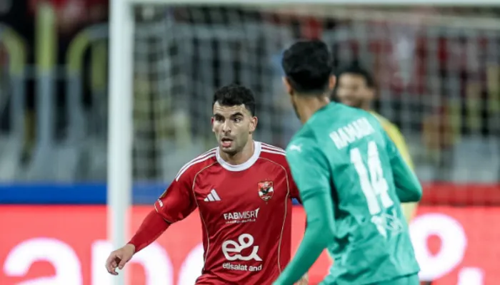 صور | انفعالات توروب وسيد عبد الحفيظ وحزن اللاعبين في مباراة الأهلي والمصري