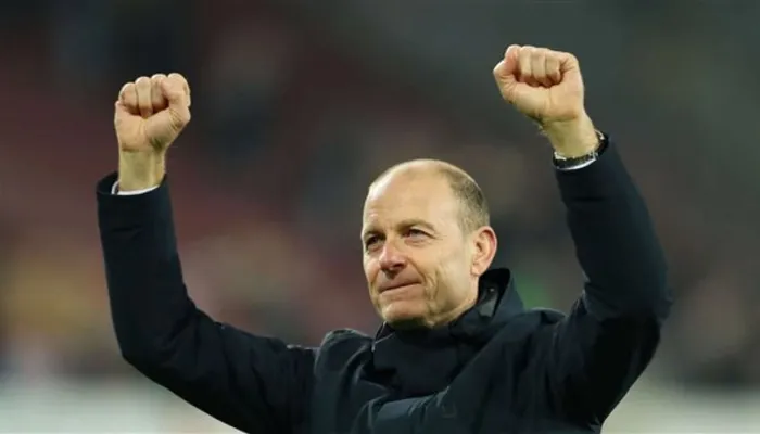 جلسة حاسمة بين سيد عبد الحفيظ وتوروب في الأهلي