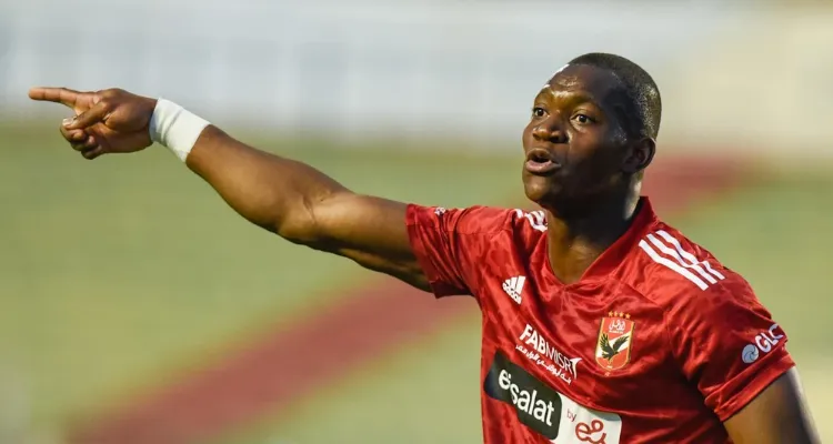 الأهلي يُبلغ ديانج بقراره النهائي بشأن تجديد عقده