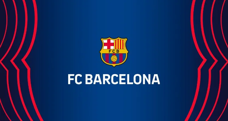 خطوة أوروبية غير متوقعة.. برشلونة يطلب موهوب الأهلي بإعارة "مشروطة"