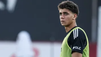 رد غير متوقع من برشلونة على أنباء حمزة عبد الكريم