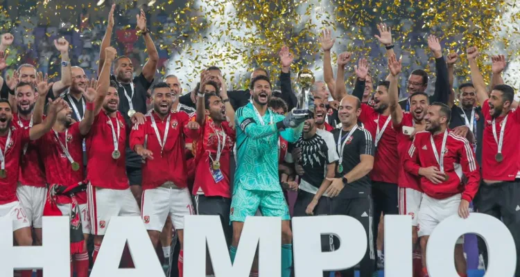 من "صفر" بيراميدز لرباعية الزمالك.. الأهلي ملك السوبر المصري بـ15 لقبًا