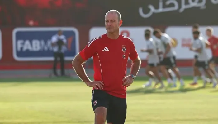 قرار عاجل من توروب بشأن نجم الأهلي قبل نهائي السوبر المصري