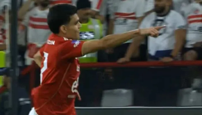 فيديو| بمسطرة زيزو.. بن شرقي يسجل هدف الأهلي الأول أمام الزمالك في نهائي السوبر المصري