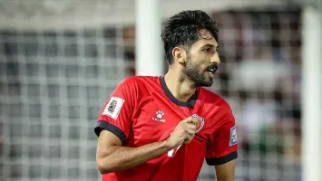 تدخل عائلي قد يحسم الصفقة… والد يزن النعيمات يوجه رسالة صريحة للأهلي