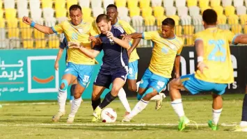 رغم إيقاف القيد.. الإسماعيلي يضع شرطًا لانتقال لاعبه إلى الأهلي