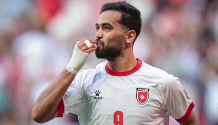 هل يضم الأهلي ثنائي منتخب الأردن؟ رد مفاجئ من علي علوان هداف كأس العرب