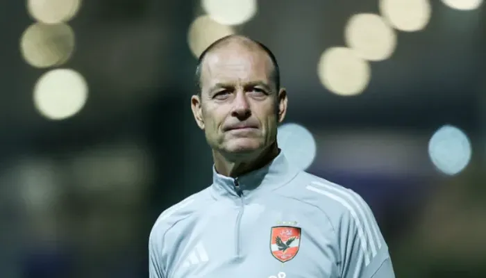 توروب عن حاجة الأهلي إلى مهاجم: هذا ليس عدلاً