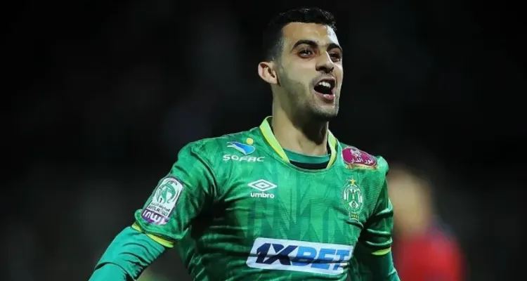 رد رسمي من الأهلي على الصفقة التبادلية مع الرجاء المغربي لضم يوسف بلعمري