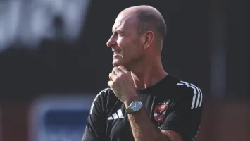 توروب يجدد رهانه في تشكيل الأهلي أمام سيراميكا بـ كأس عاصمة مصر