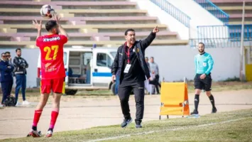 رسميًا.. أنيس بوجلبان لاعب الأهلي السابق يقود منتخب تونس الأولمبي
