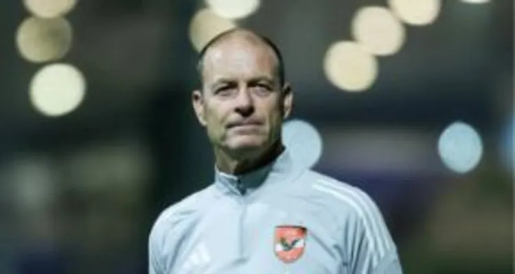 توروب يبلغ الأهلي بعدم اقتناعه بثنائي الفريق