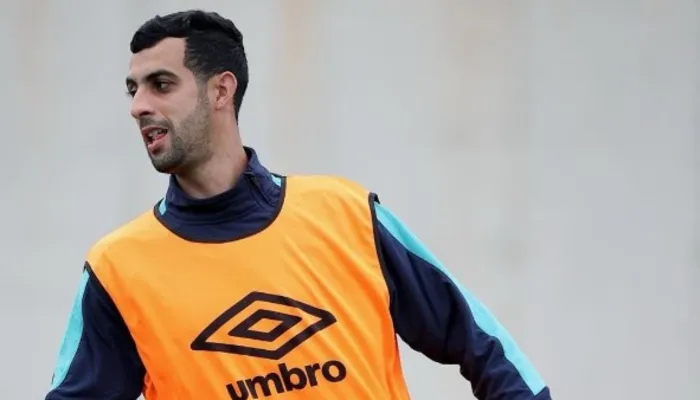 منحة ضخمة وسقف مالي غامض… تفاصيل انتقال يوسف بلعمري إلى الأهلي