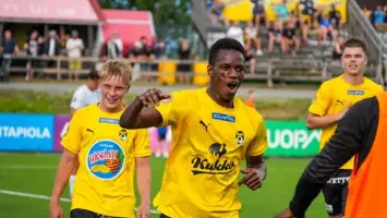 كوبيس الفنلندي يحدد سعر بيع محمد توريه للأهلي