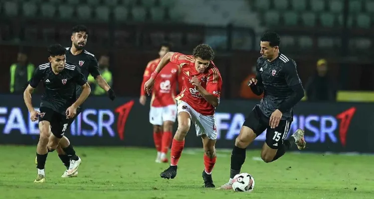 عرض ضخم من برشلونة لإقناع الأهلي ببيع حمزة عبد الكريم