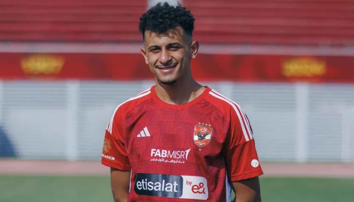 المصري البورسعيدي يوضح موقفه من ضم عمر الساعي نهائيًا