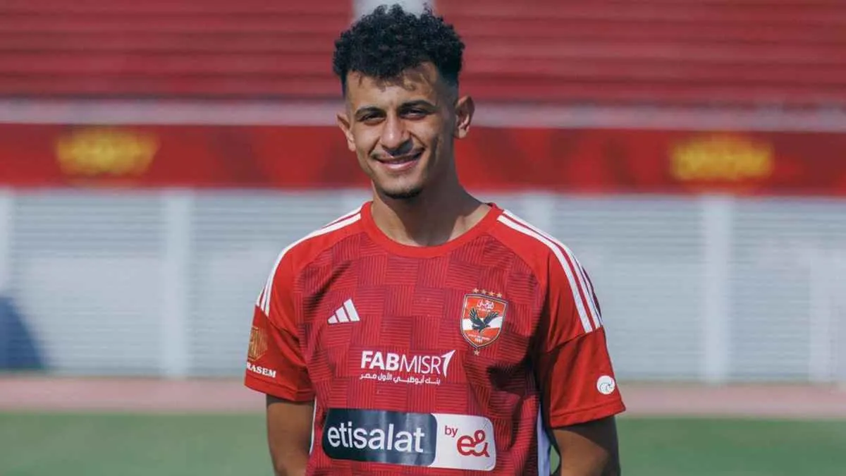 المصري البورسعيدي يوضح موقفه من ضم عمر الساعي نهائيًا
