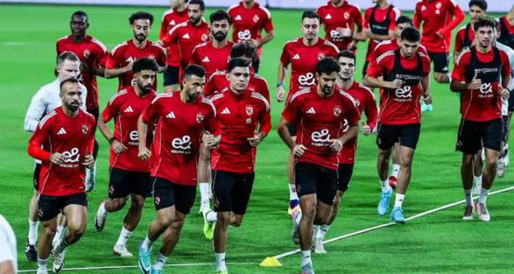 ملف صفقات الأهلي يشتعل.. أسماء تقترب بقوة وأخرى تخرج من الحسابات