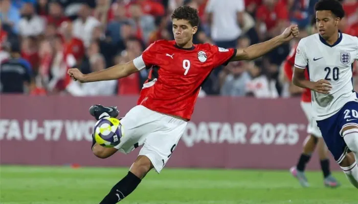 عرض جديد من برشلونة لحسم صفقة حمزة عبدالكريم.. والأهلي يتمسك بشروطه