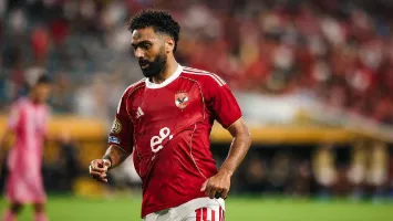 "العودة التدريجية.. أم تأجيل جديد؟".. الأهلي يحسم سيناريو الشحات قبل كأس عاصمة مصر