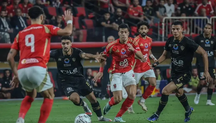 حكم قمة الأهلي والزمالك السابق يدير مباراة مصر والكويت في كأس العرب