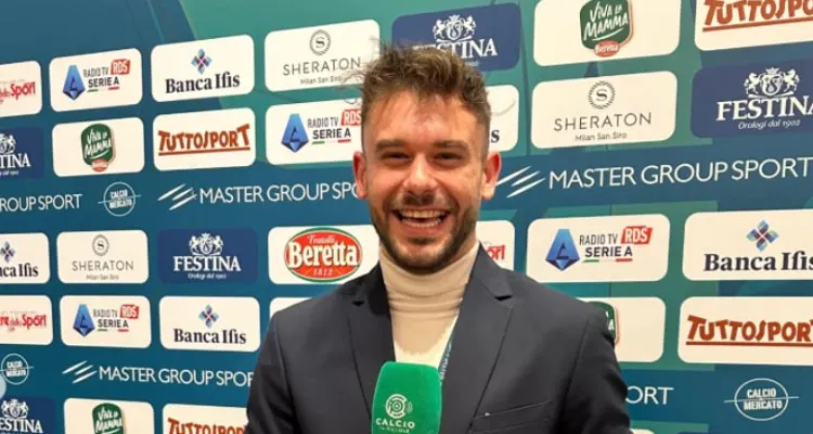 تريزيجيه علامة مميزة.. صحفي إيطالي يصف الأهلي بالأشهر في الشرق الأوسط | خاص