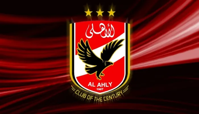 تمت.. الأهلي يحصل على توقيع صفقته الأولى