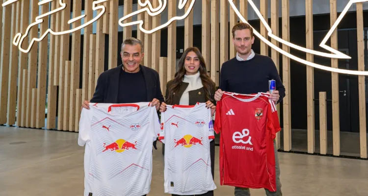 الأهلي في خطوة دولية جديدة.. لايبزيج يُعلن تفاصيل الاجتماع مع مرتجي