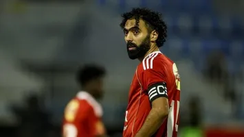 أول تعليق من حسين الشحات على حمل شارة قيادة الأهلي أمام غزل المحلة