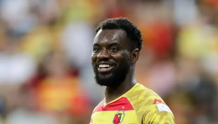 سر سفر سيد عبد الحفيظ إلى هولندا.. ما علاقة بولولو؟