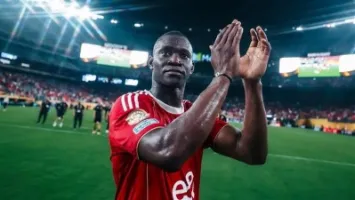 على خطى أكرم توفيق.. أليو ديانج على رادار الدوري القطري