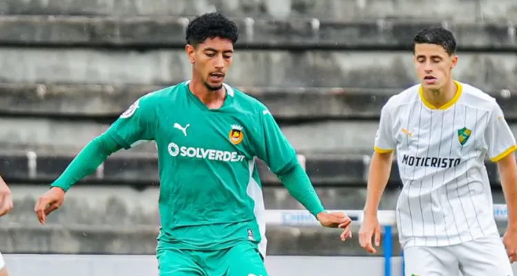 لاعب الزمالك السابق يكشف موقفه من الانتقال إلى الأهلي