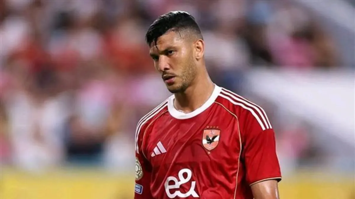 أشرف داري يفاجئ الأهلي بطلب غير متوقع
