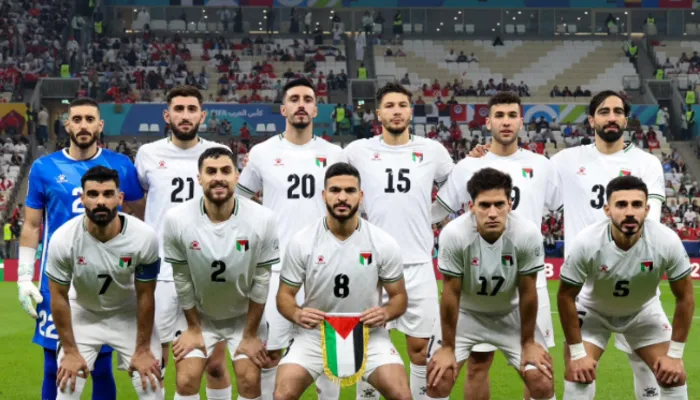 الأهلي يطالب توروب بحسم قراره بشأن لاعب منتخب فلسطين في كأس العرب