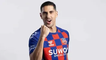 الأهلي على أعتاب صفقة كبرى.. هل ينضم بابلو صباغ قريبًا؟