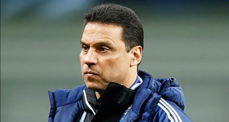 بعد أنباء مفاوضات الأهلي.. حسام البدري يوجه طلبًا ويشيد بلاعب الأحمر