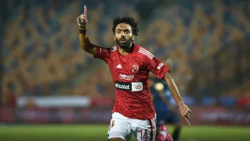 بالتفاصيل المالية.. عرض عربي قد ينهي مشوار حسين الشحات مع الأهلي
